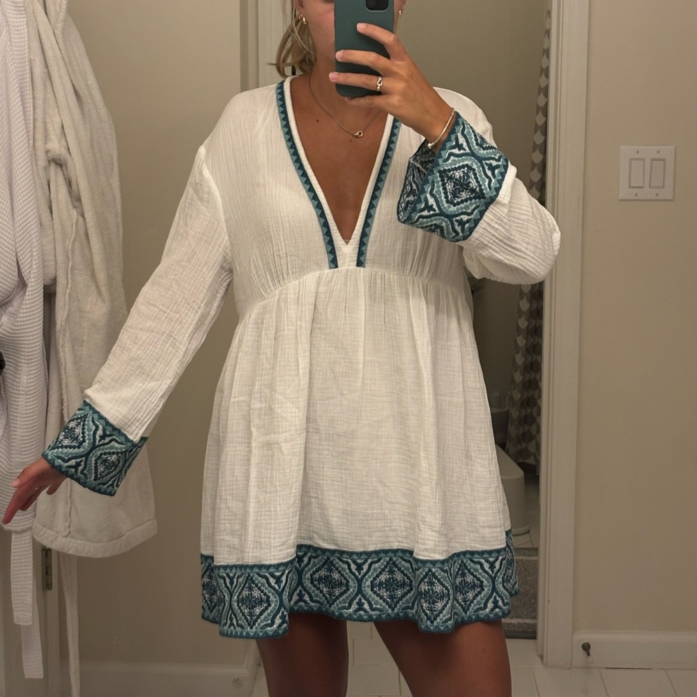 Zara White and Teal V-Neck Dress